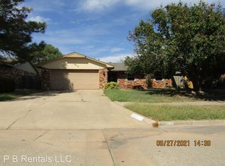 6817 SW Fenwick Ave, Lawton, OK 73505