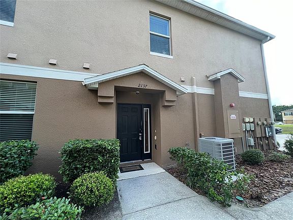 2nd image of 2137 Betsy Ross Ln #2137