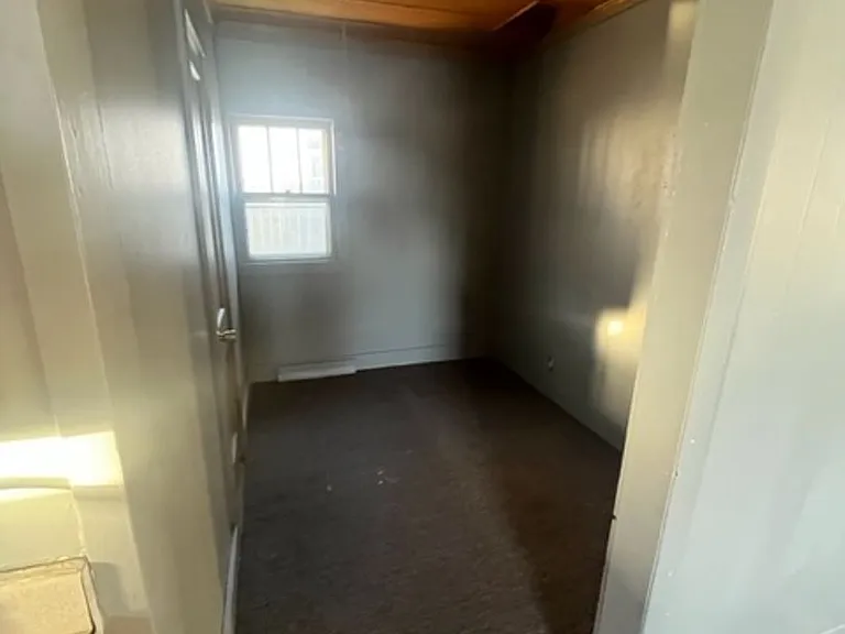 1436 Ansborough Ave — Photo 4