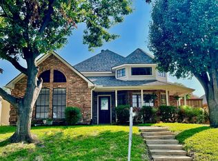 1524 Shonka Dr, Carrollton, TX 75007