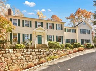 18 Whippoorwill Xing, Armonk, NY 10504