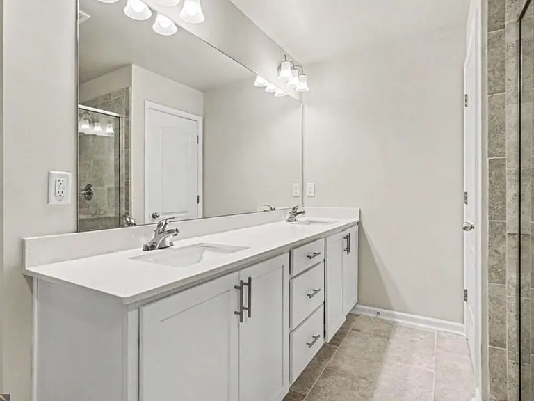 5676 Rockfern Dr — Photo 10