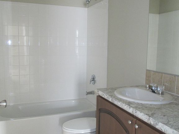 5th image of 16497 Menorca Dr
