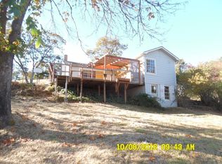 3271 Dark Hollow Rd, Medford, OR 97501