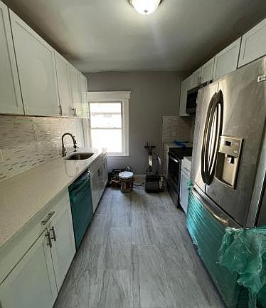 2nd image of 96 Dell Ave #2