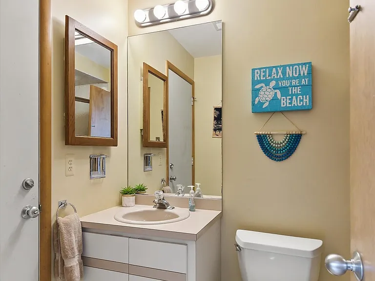 21 Brown Ave #1 — Photo 10