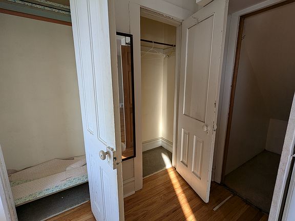 2nd image of 730 Western Ave N #2
