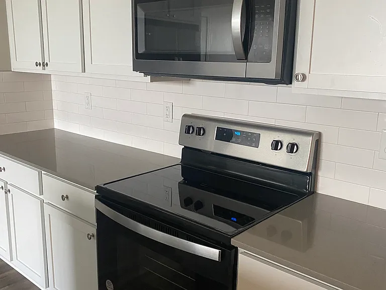 921 Lingonberry Ln #921 — Photo 5
