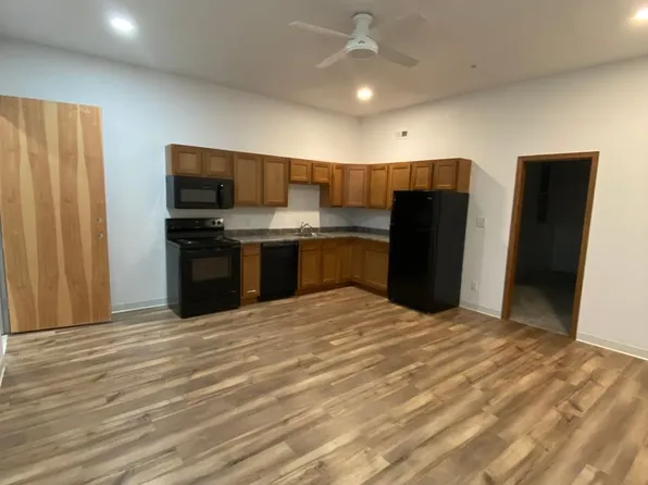Deer Creek Apartments