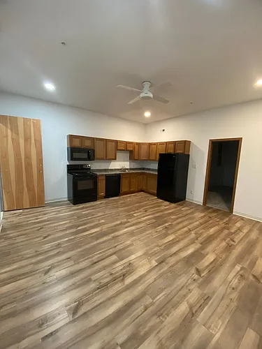 401 1st Ave Photo 1