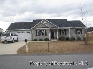 98 Hybrid Ln, Linden, NC 28356