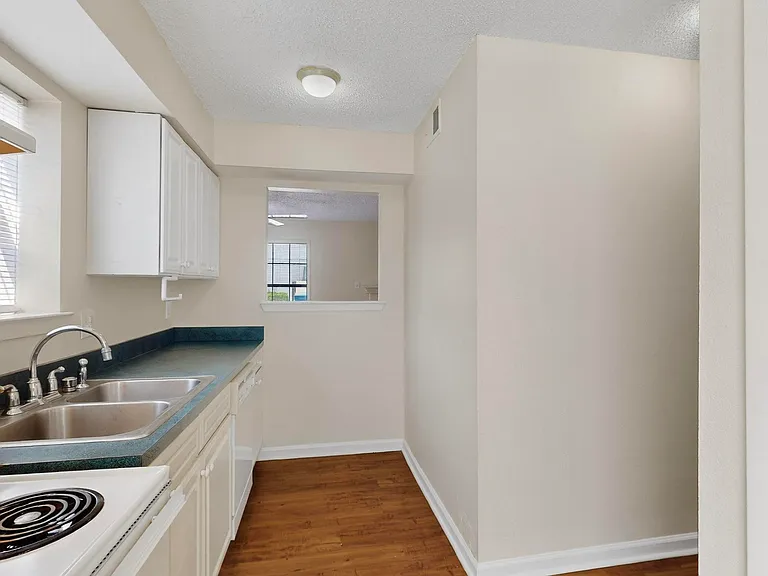 5322 Columbia Ave — Photo 28
