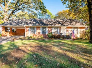 615 Beckwood Dr, Little Rock, AR 72205