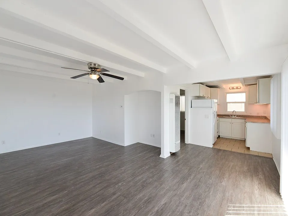 2601 S. El Camino Real