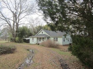 2440 Ballahack Rd, Chesapeake, VA 23322