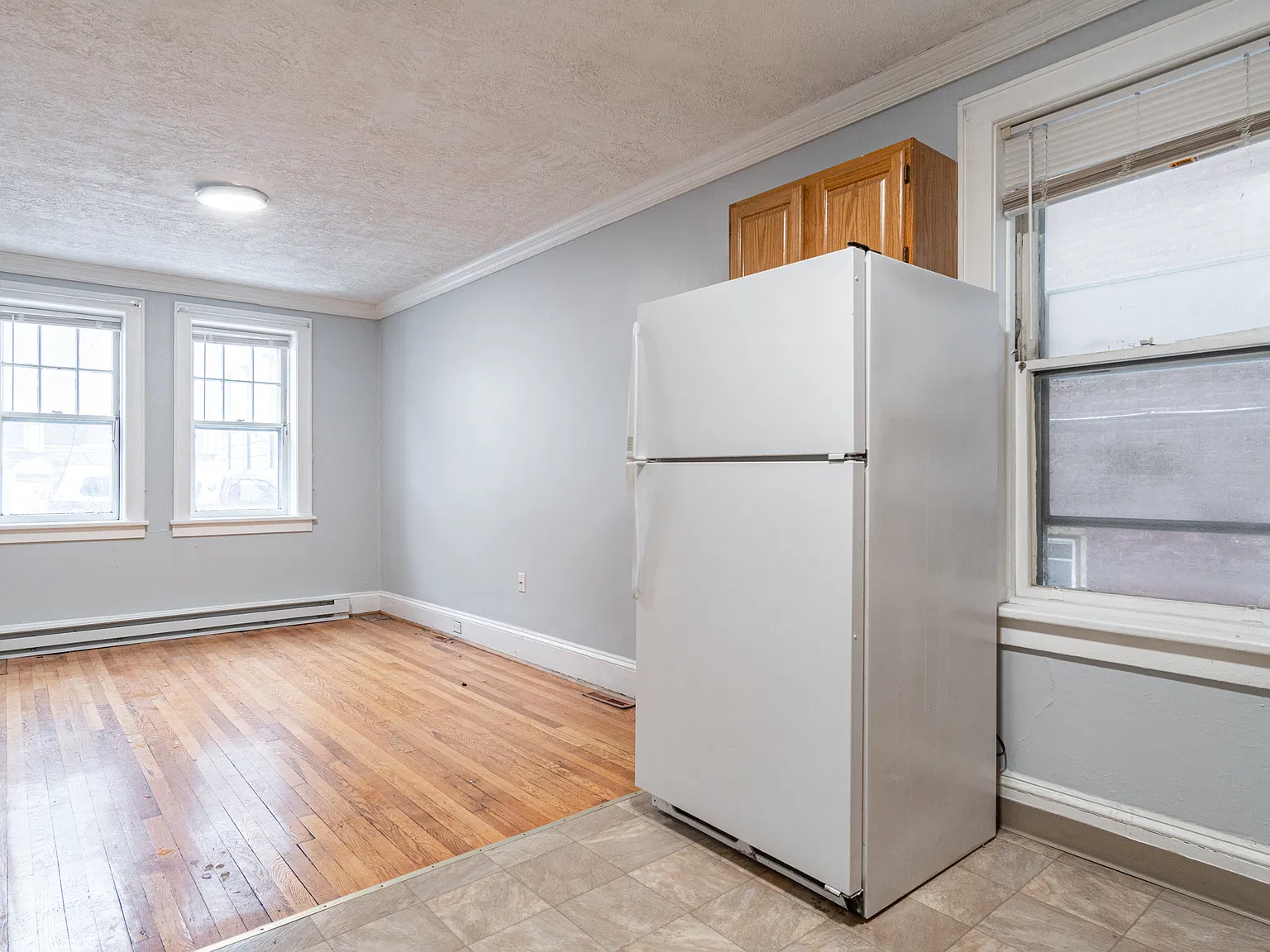 Studio, $800 — Photo 4