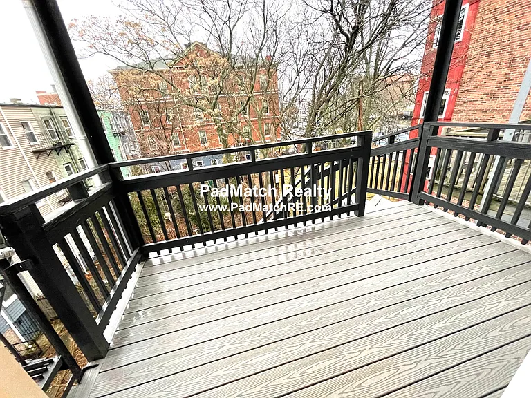 64 Chelsea St #1 — Photo 32