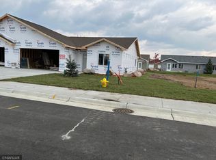 1615 30th St NW #37, Bemidji, MN 56601