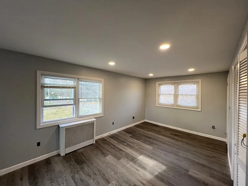 Photo 2 of 11 - 315 Lenox Rd #2 - Huntington Station, NY Building Photo - 315 Lenox Rd #2