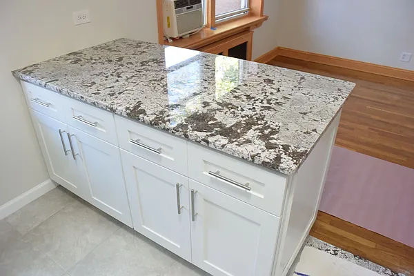 Sold by WRL Realty, LLC | media 17