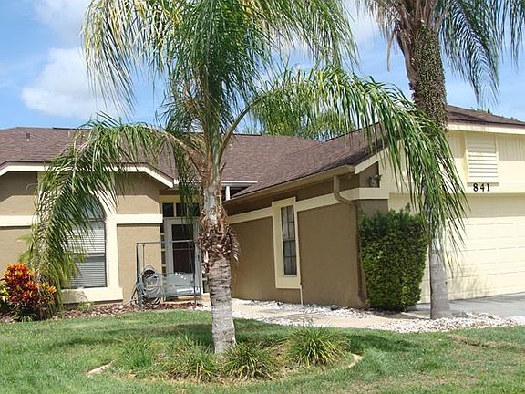 3rd image of 841 E Charing Cross Cir