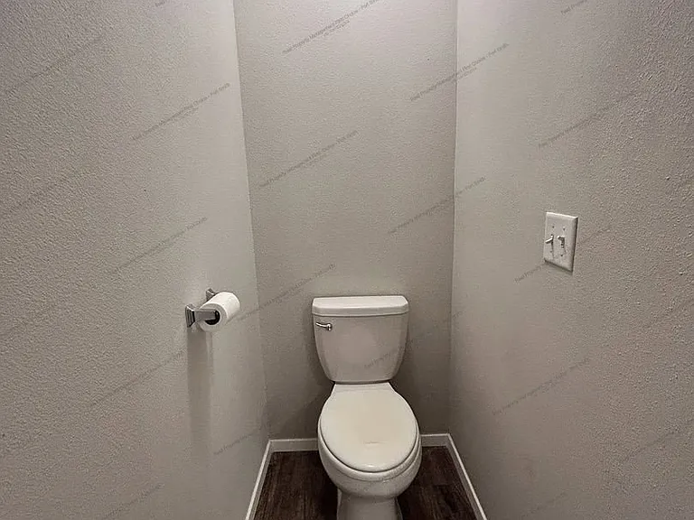 8015 Dogwood Dr — Photo 21