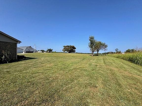 3rd image of 1759 Bridgeville Rd