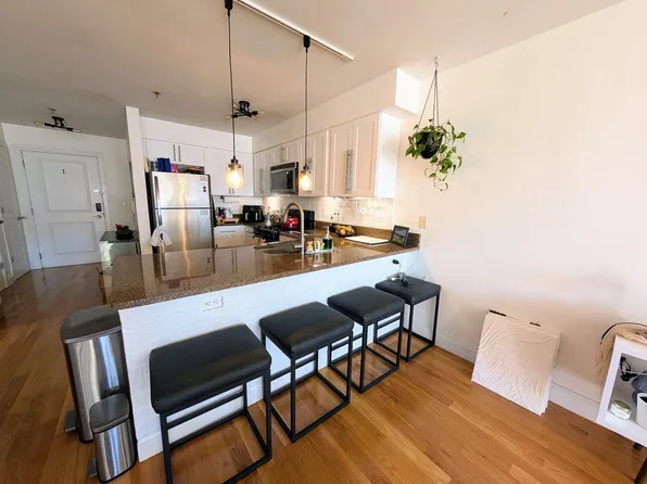 5711 Jefferson Street image 3 of 18