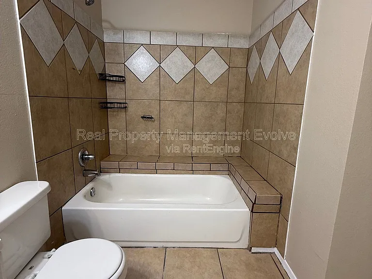 2950 E Mobile Ln — Photo 19