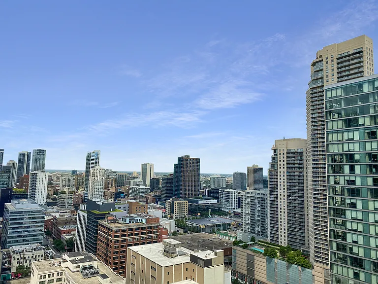 440 N Wabash Ave #3303 — Photo 8