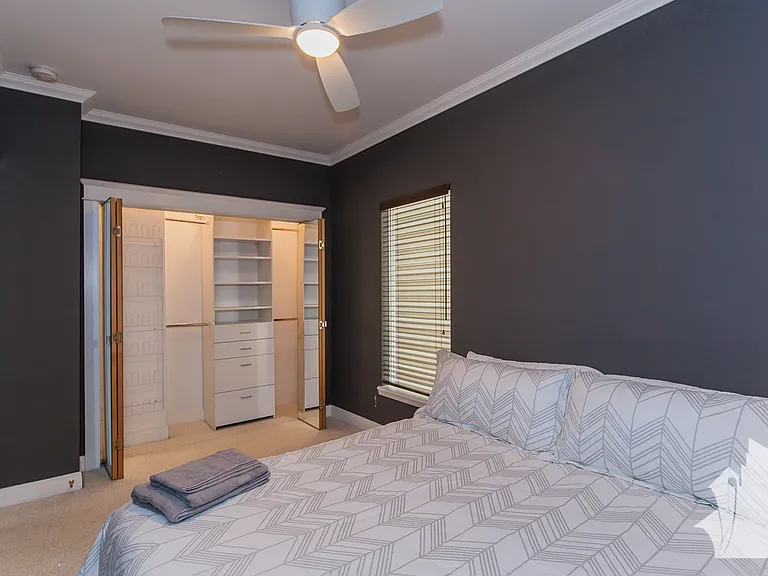 1625 W Hollywood Ave #1 — Photo 21