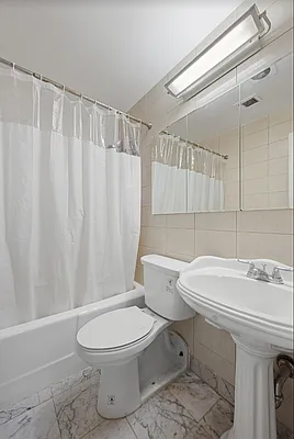 Rented by REAL New York | media 7