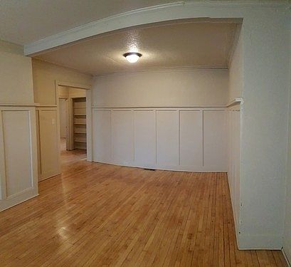 2nd image of 415 W Clarke St