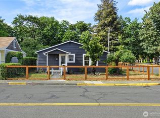 421 4th Street NE, Auburn, WA 98002