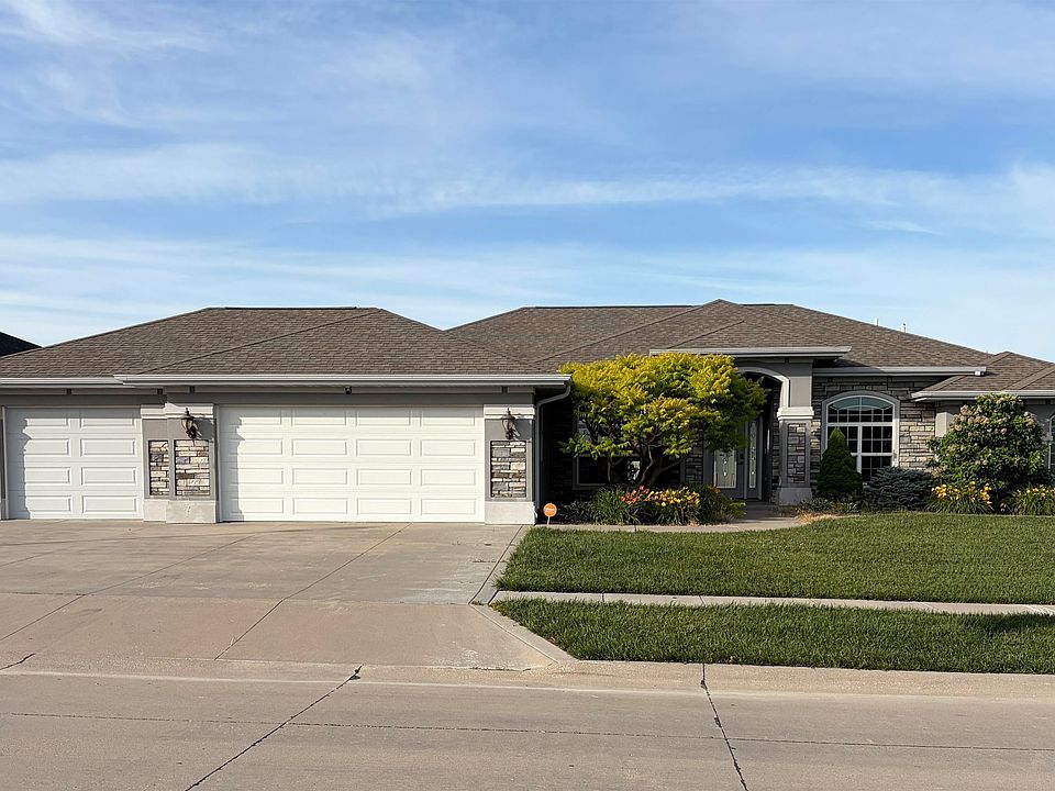 1st image of 3805 W 38th St
