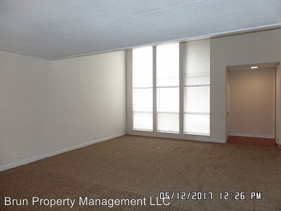 5th image of 222 Dublin Dr