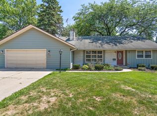 164 S Western Ave, Aurora, IL