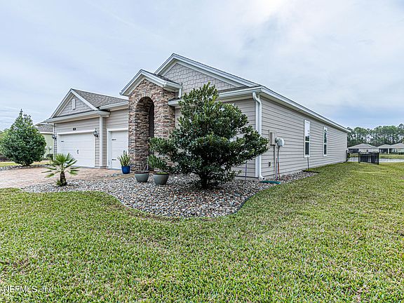 3rd image of 349 MONTSERRAT Drive