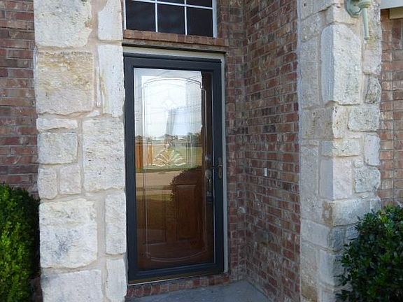 5th image of 952 Meadowlark Ln