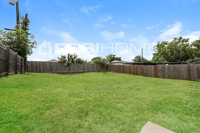 2626 Camel Ct — Photo 11