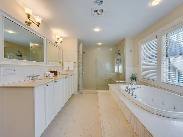 23 Arbutus Rd — Photo 12