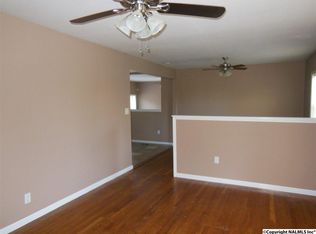 2213 Barrywood Cir NW, Huntsville, AL 35810