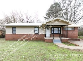 2312 Circle Dr, Bessemer, AL 35023
