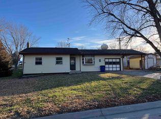 1202 S Nebraska St, Madison, NE 68748