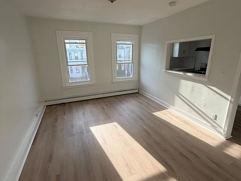 89 Oraton St #2 — Photo 7