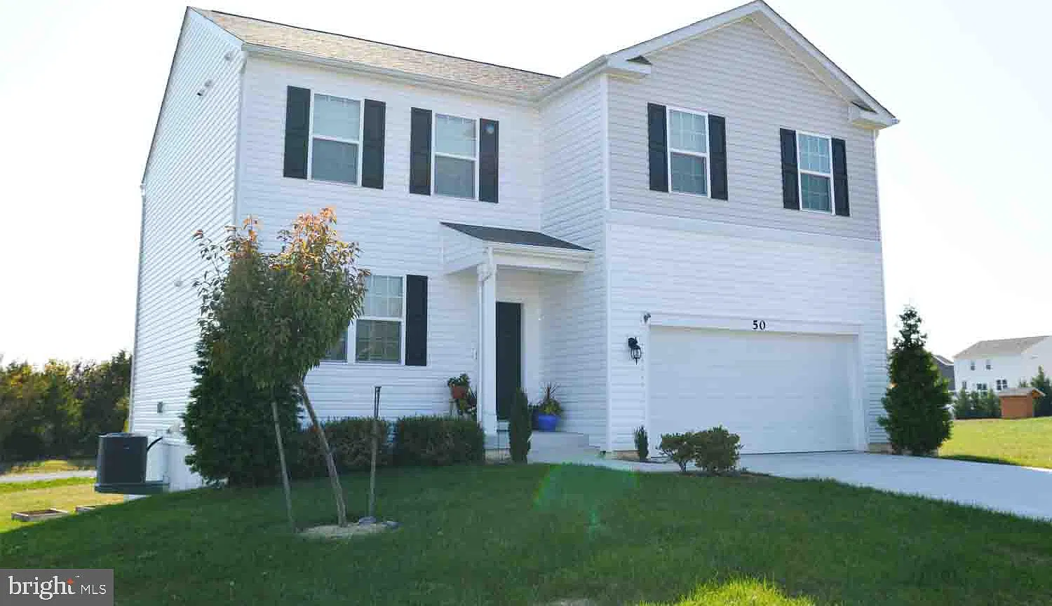 4 bed, 2.5 bath, 2448 sqft, $2,650 — Photo 1