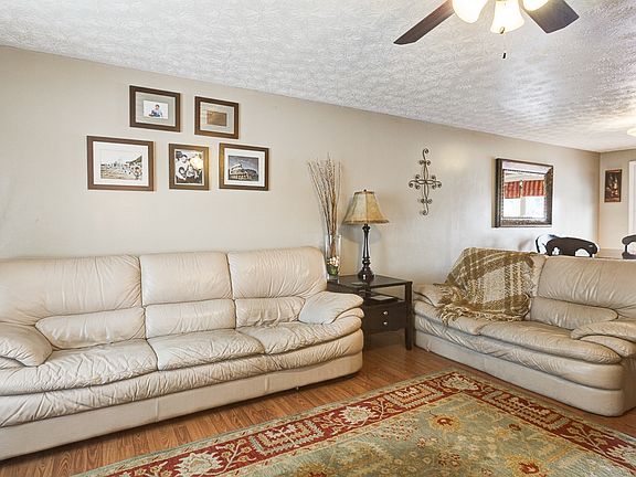 4th image of 6300 Cactus Ct
