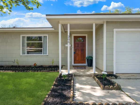 206 Lively Dr, San Antonio, TX 78213