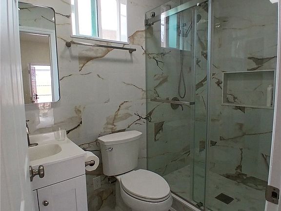 5th image of 2815 W 144th St