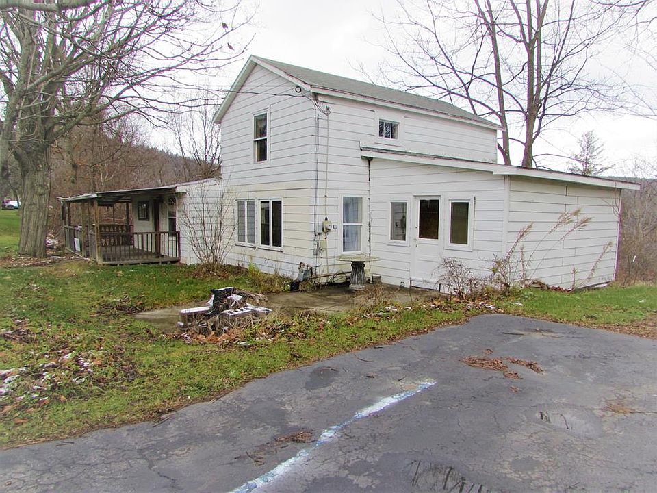 1st image of 102 Church St